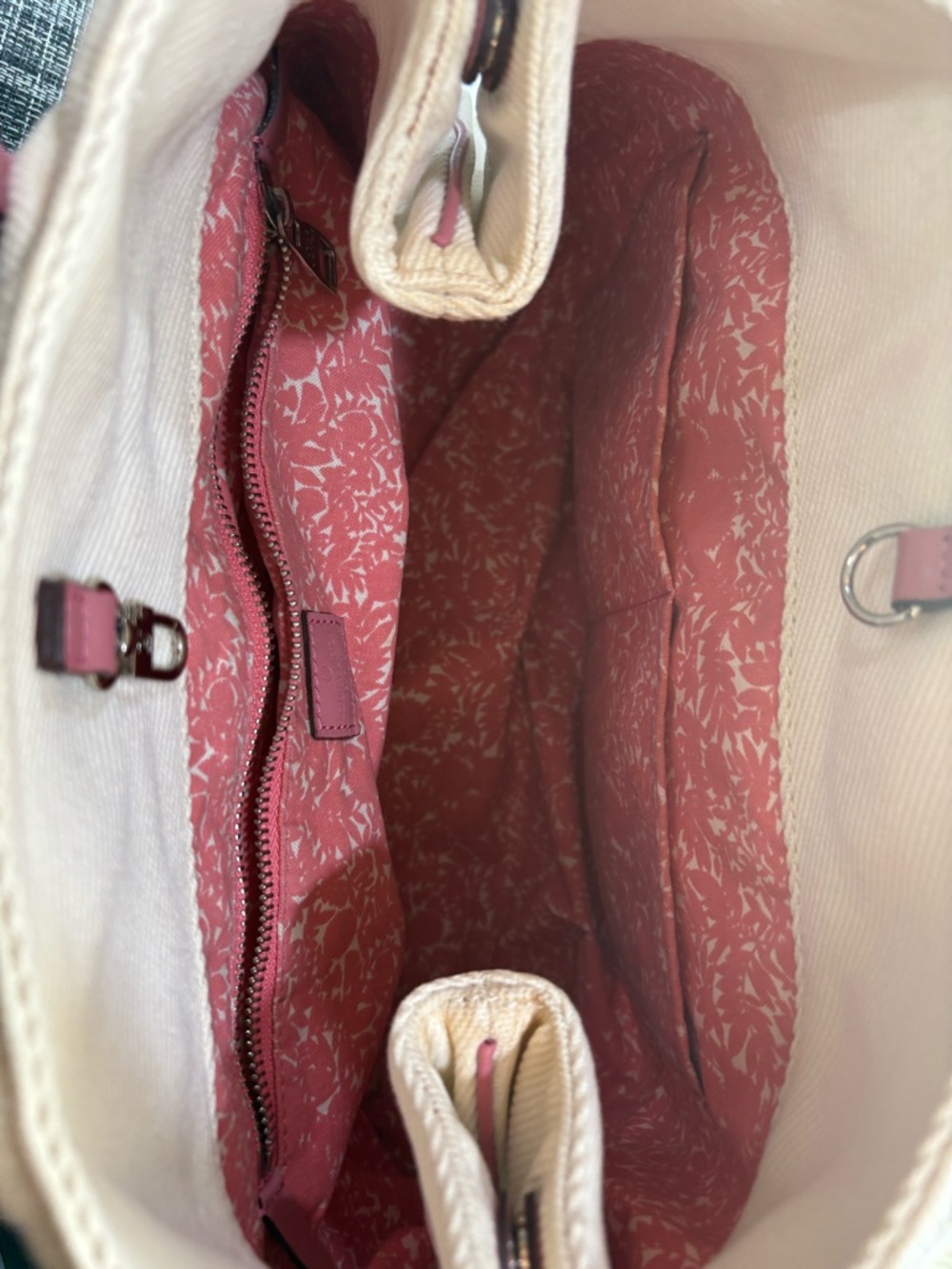 Louis Vuitton Cream Canvas Tote with Pink Handles and Logo - Picture 12 of 16